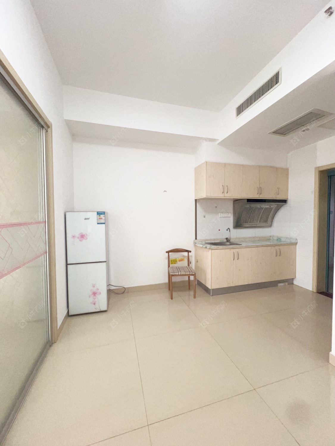 常州亚泰财富中心在租房源室内图_小牛看房