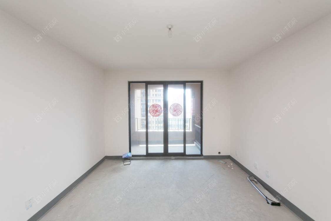 常州世茂香槟湖三期在售二手房源室内图_小牛看房