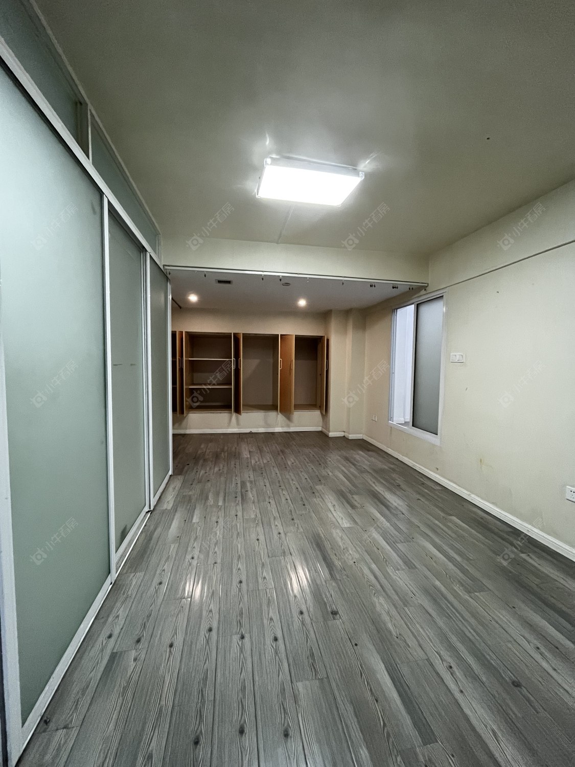 常州置信商务广场在租房源室内图_小牛看房