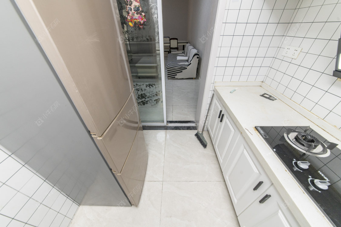 常州绿地峰云汇在售二手房源室内图_小牛看房