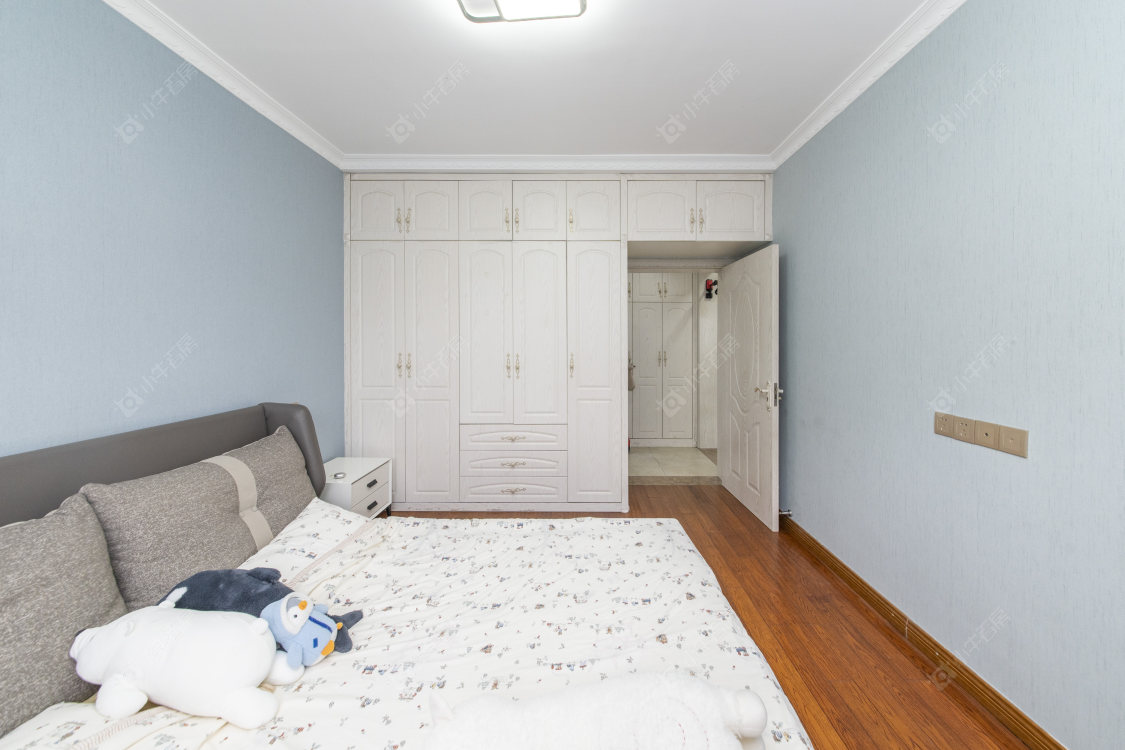 常州绿地峰云汇在售二手房源室内图_小牛看房