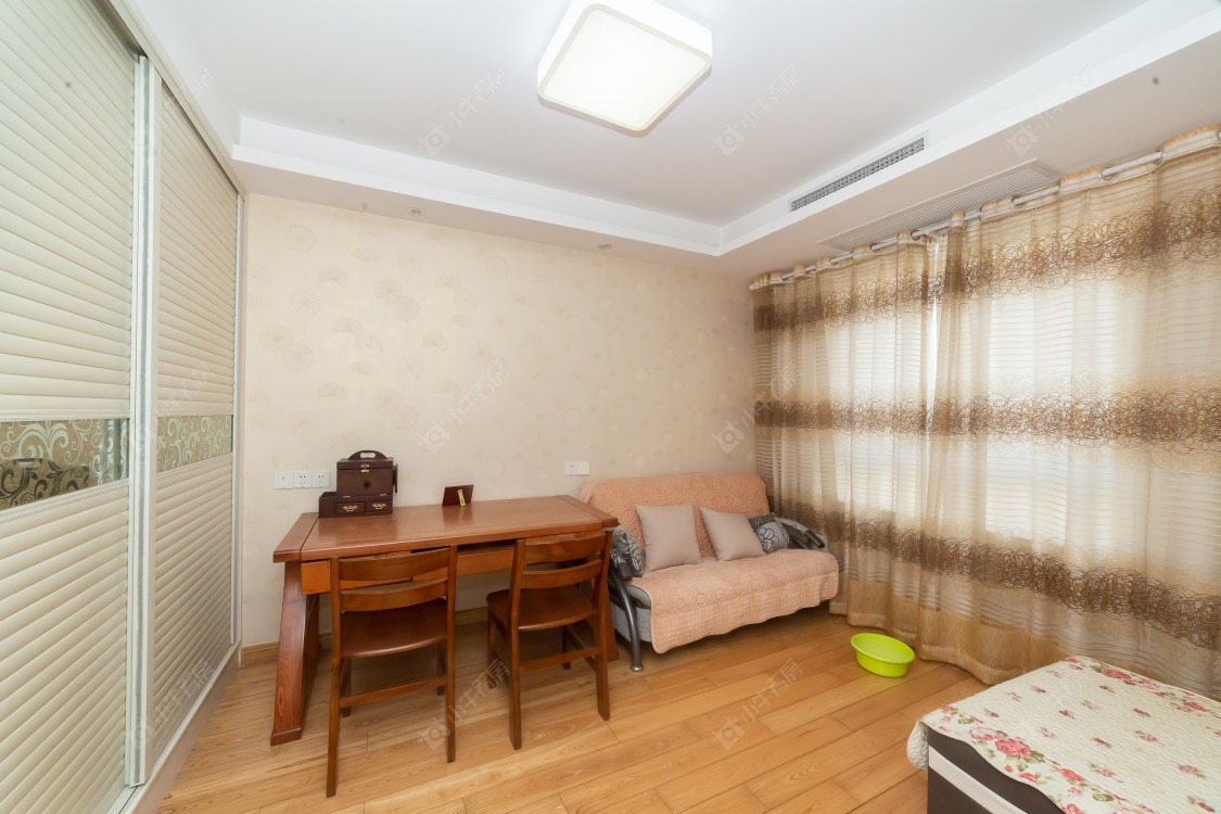 常州绿地世纪城三期在售二手房源室内图_小牛看房