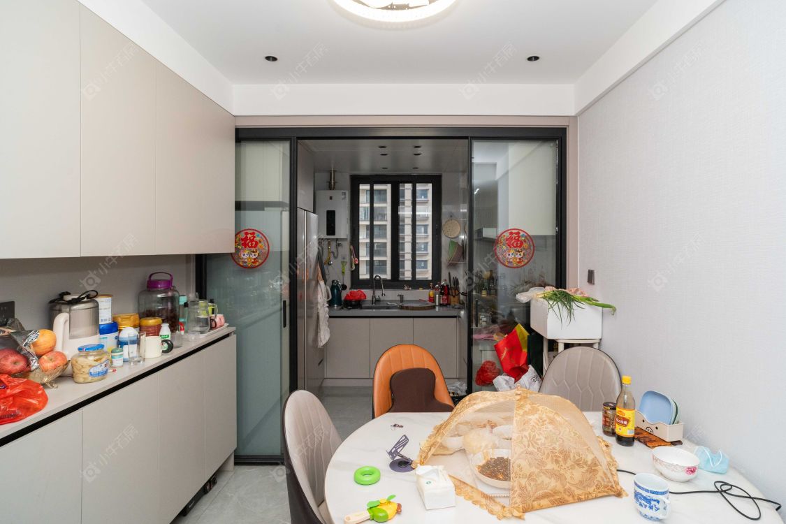 常州保利和光晨樾在售二手房源室内图_小牛看房