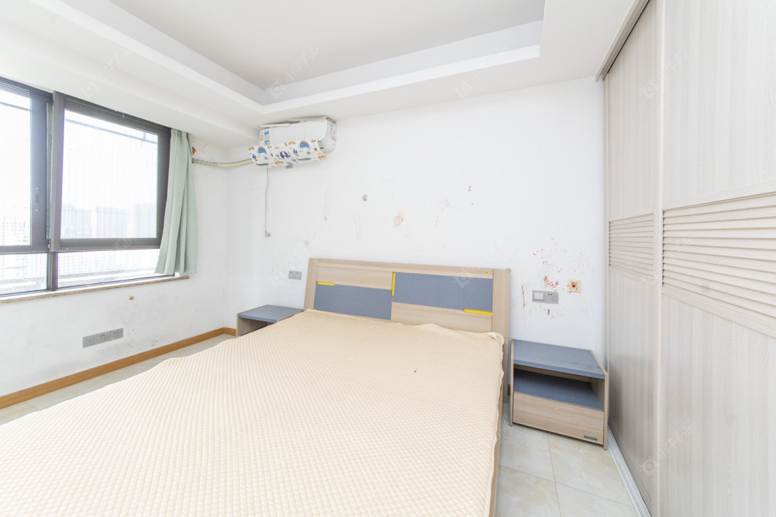 常州绿地峰云汇在售二手房源室内图_小牛看房