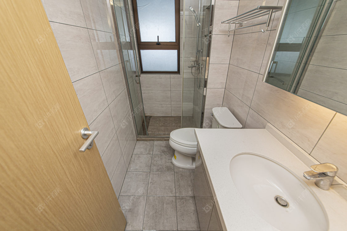 常州绿地香奈在售二手房源室内图_小牛看房