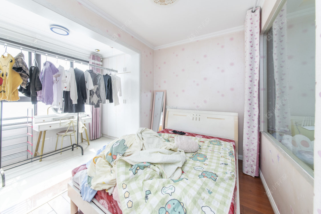 常州绿地峰云汇在售二手房源室内图_小牛看房