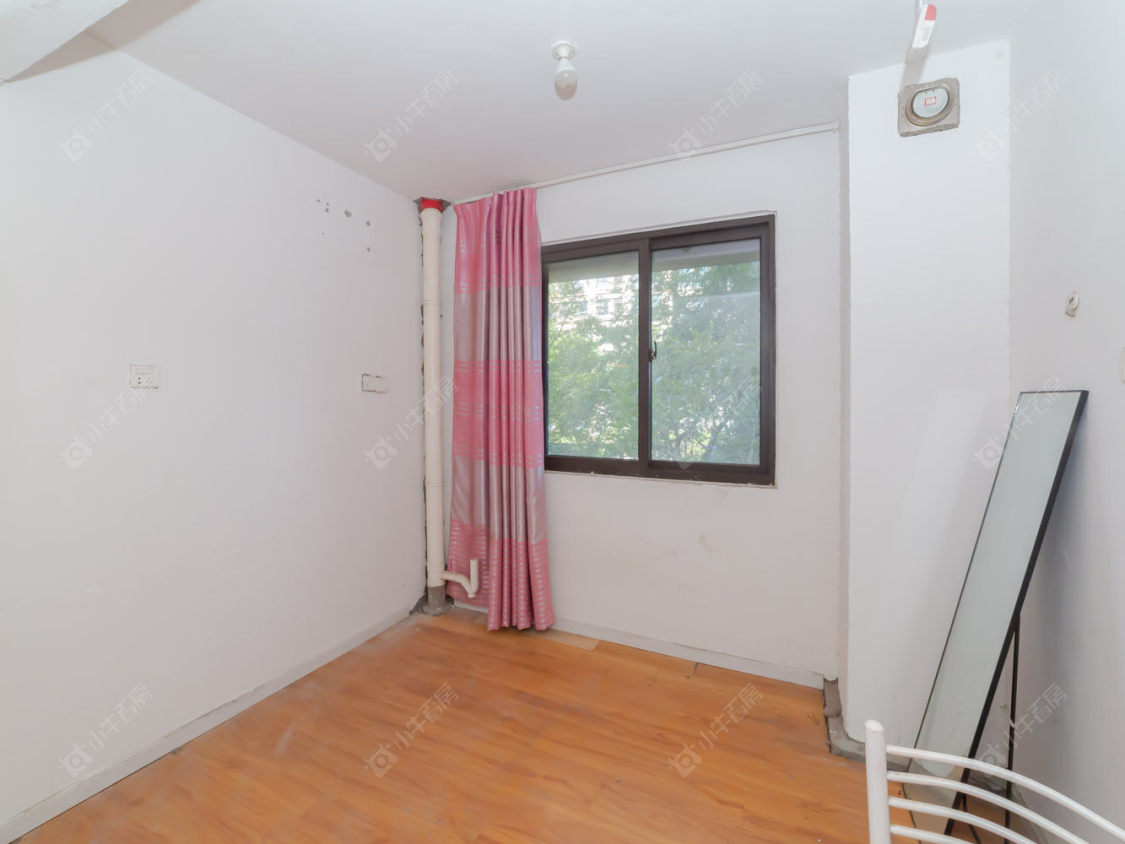 常州世茂香槟湖四期在售二手房源室内图_小牛看房