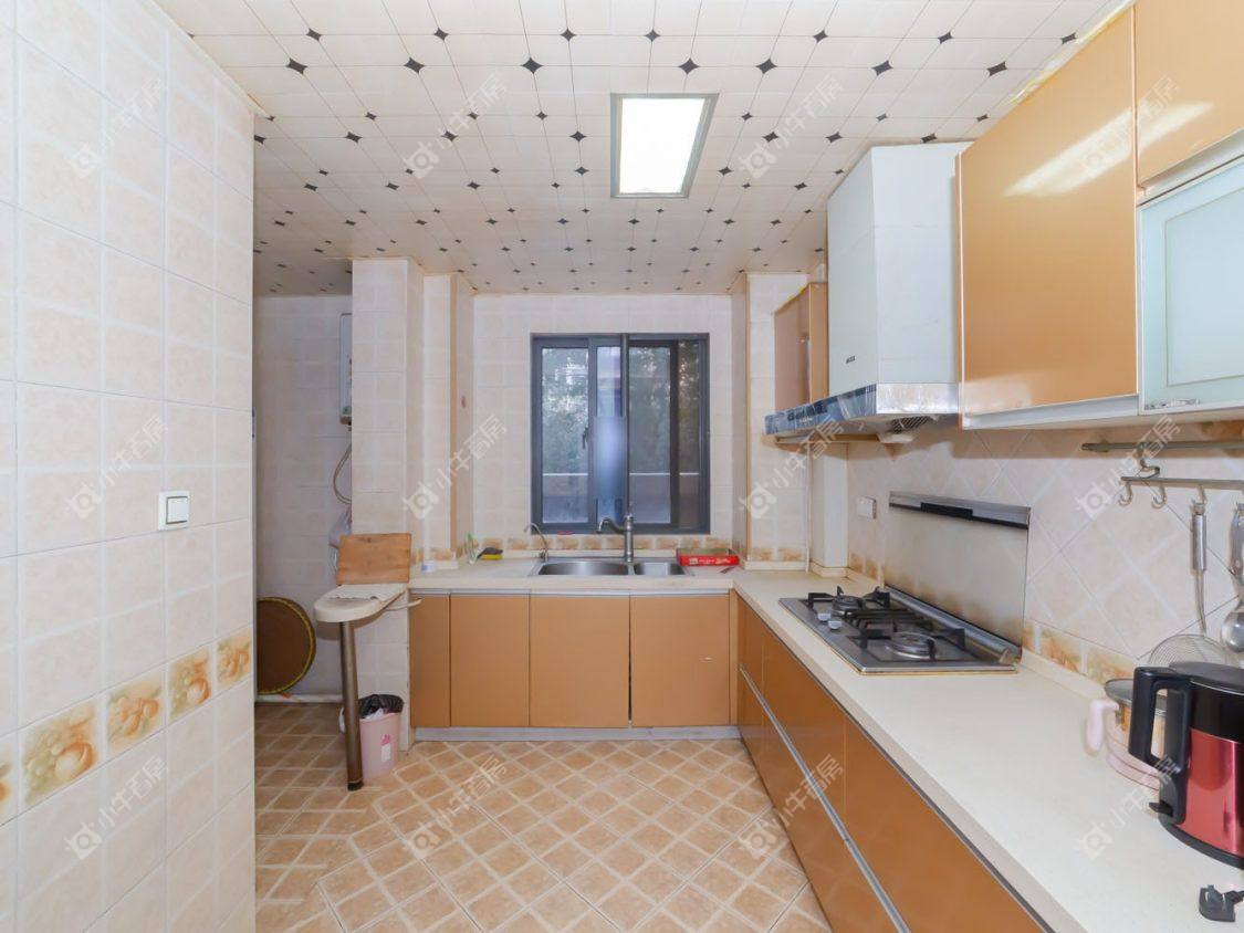 常州世茂香槟湖二期在租房源室内图_小牛看房