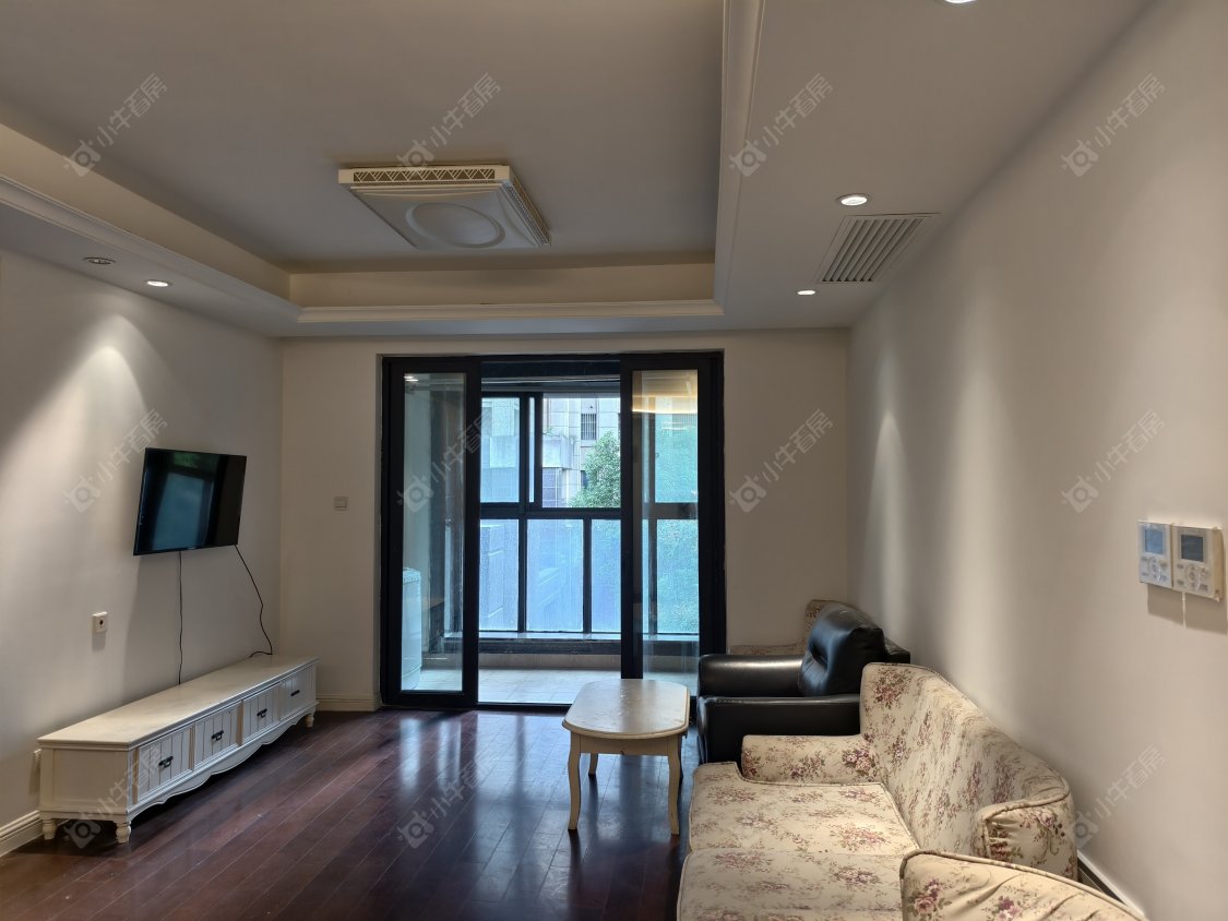 常州绿地峰云汇2室2厅出租房源图片