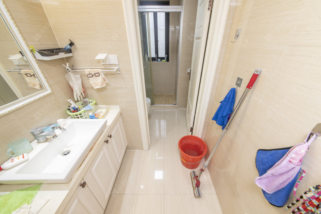 常州绿地峰云汇在售二手房源室内图_小牛看房