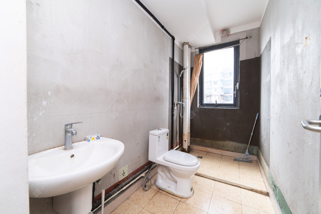 常州泰盈八千里在售二手房源室内图_小牛看房