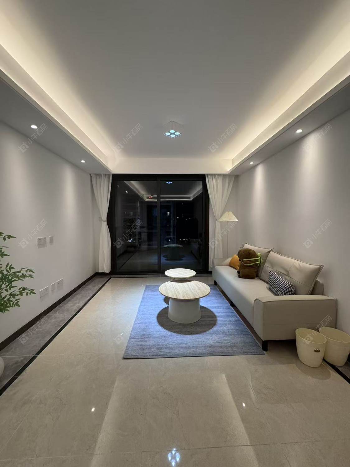 常州蓝光晶曜3室2厅2卫出租房源图片