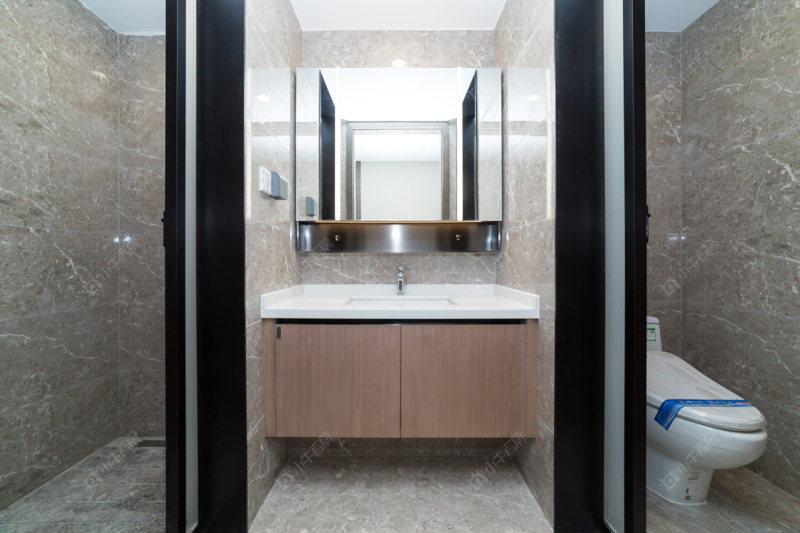 常州美的世茂云筑在售二手房源室内图_小牛看房