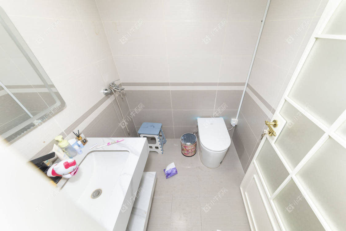 常州亚泰财富中心在租房源室内图_小牛看房