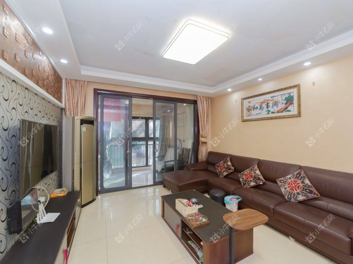 常州世茂香槟湖二期在租房源室内图_小牛看房