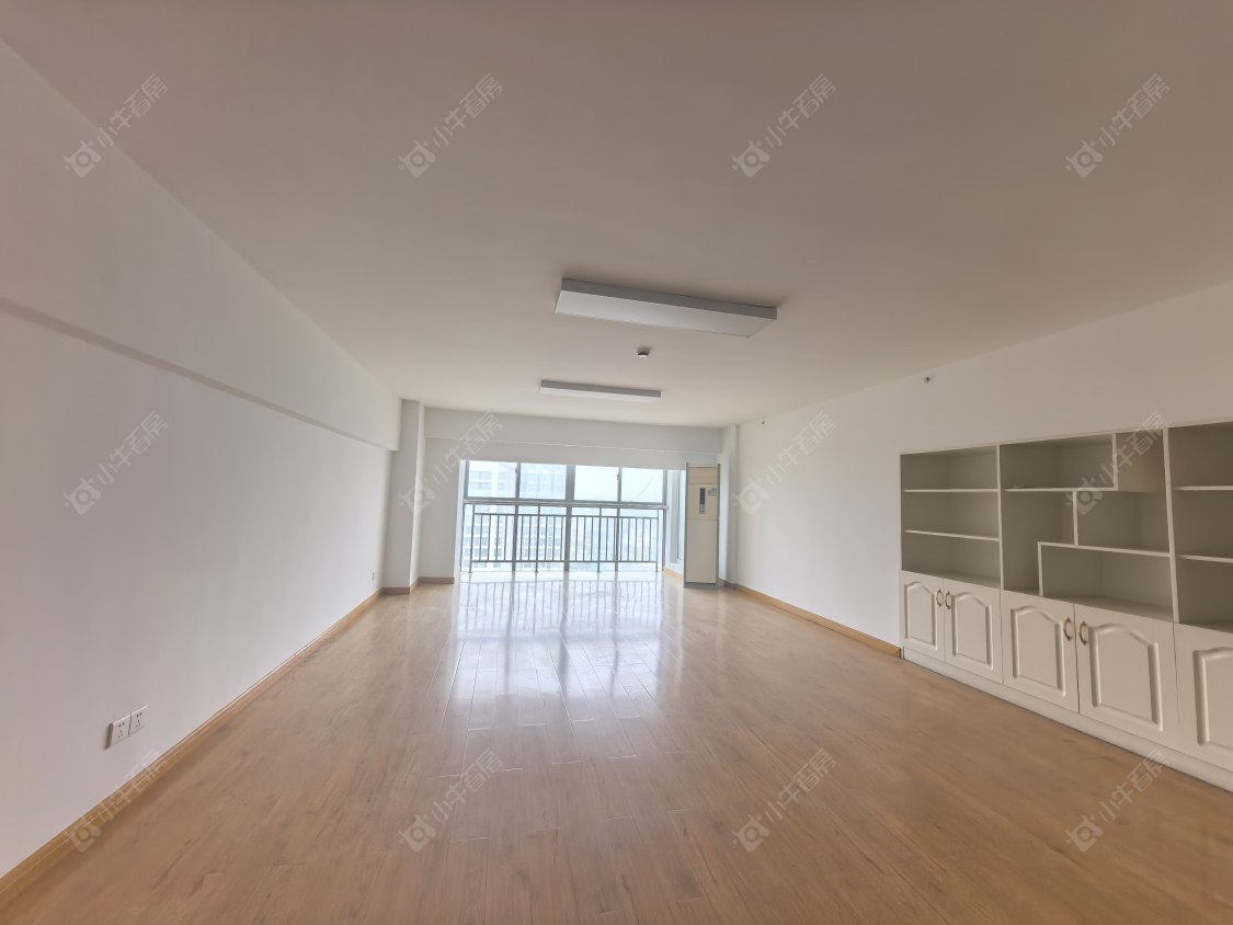 常州世茂广场租房_小牛看房