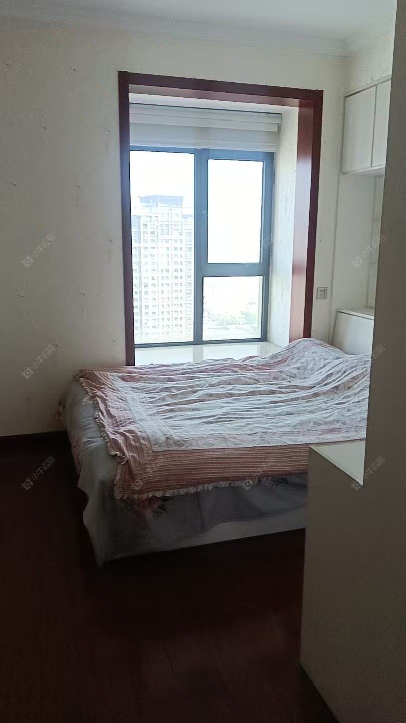 常州世茂香槟湖二期在租房源室内图_小牛看房