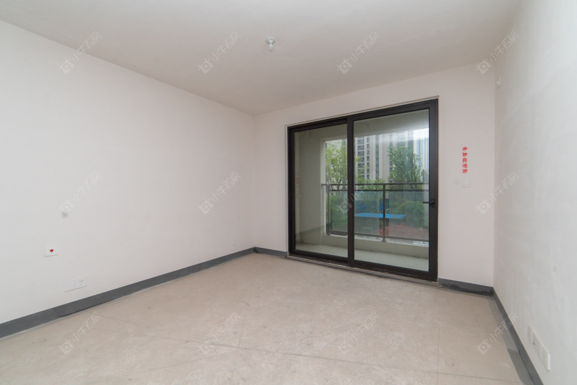 常州保利和光晨樾在售二手房源室内图_小牛看房