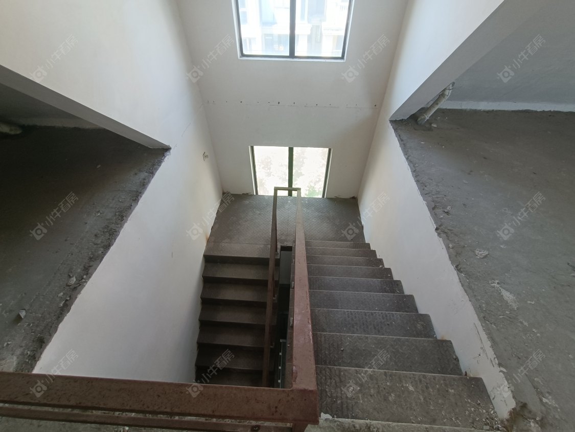 常州绿地香奈别墅区租房_绿地香奈别墅区5室房源出租