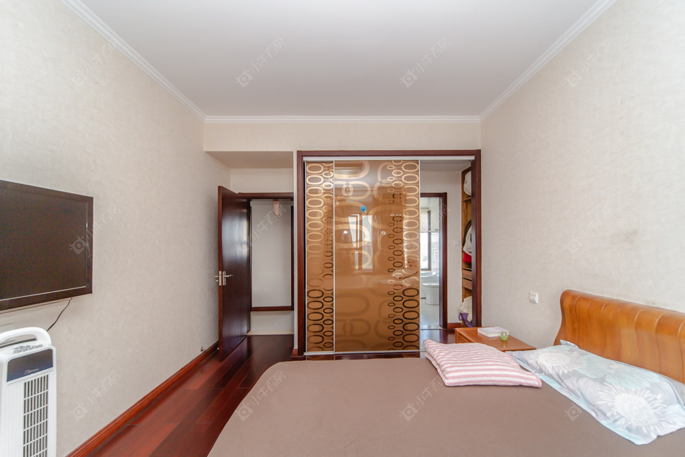 世茂香槟湖一期房源室内图 常州世茂香槟湖一期在售二手房源室内图_小牛看房