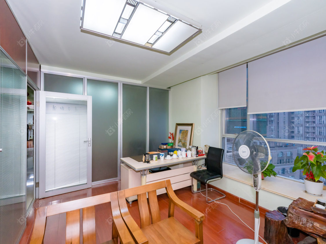 常州申龙商务广场在售二手房源室内图_小牛看房