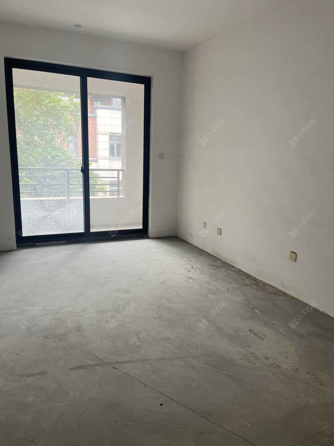 常州常发御龙山花园别墅区在租房源室内图_小牛看房