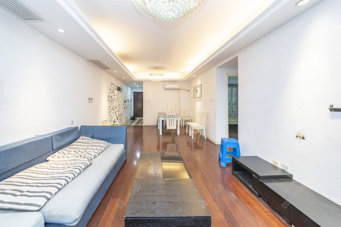 常州绿地峰云汇在售二手房源室内图_小牛看房