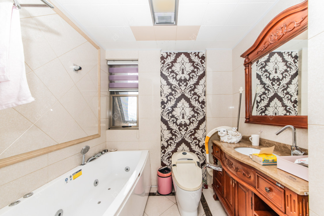 常州世茂香槟湖二期在售二手房源室内图_小牛看房