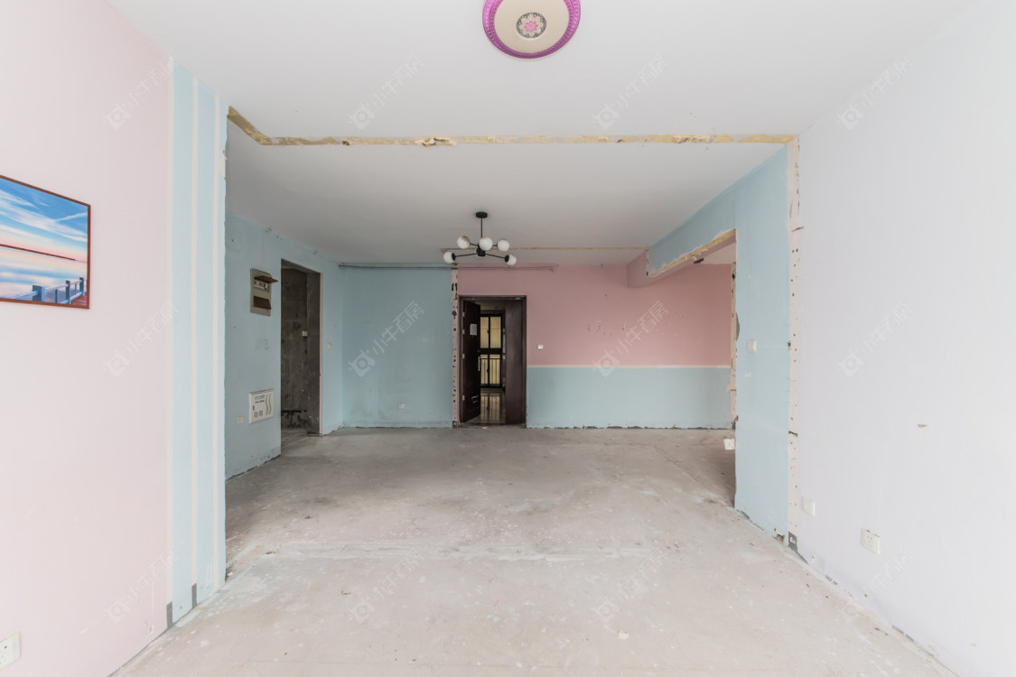 常州世茂香槟湖五期在售二手房源室内图_小牛看房