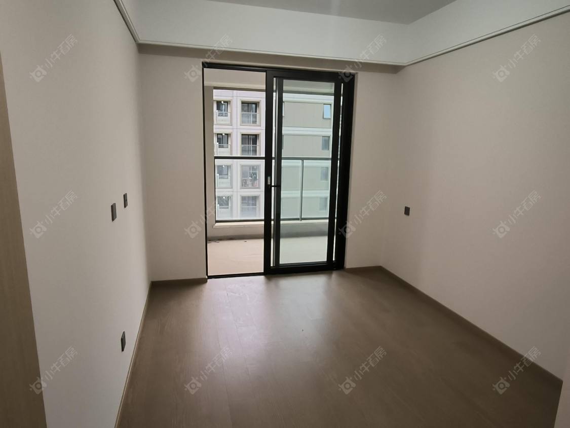 常州龙信臻园4室2厅3卫出租_小牛看房