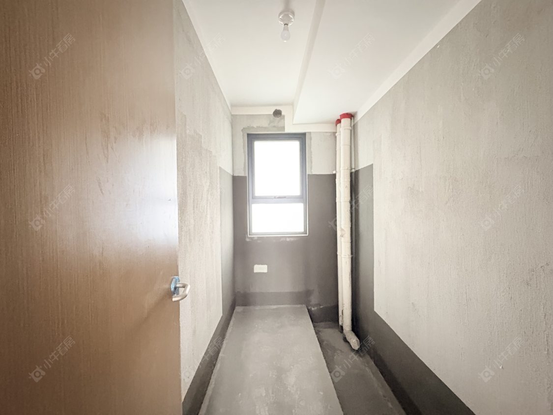 丹阳融创华南映在售二手房源室内图_小牛看房