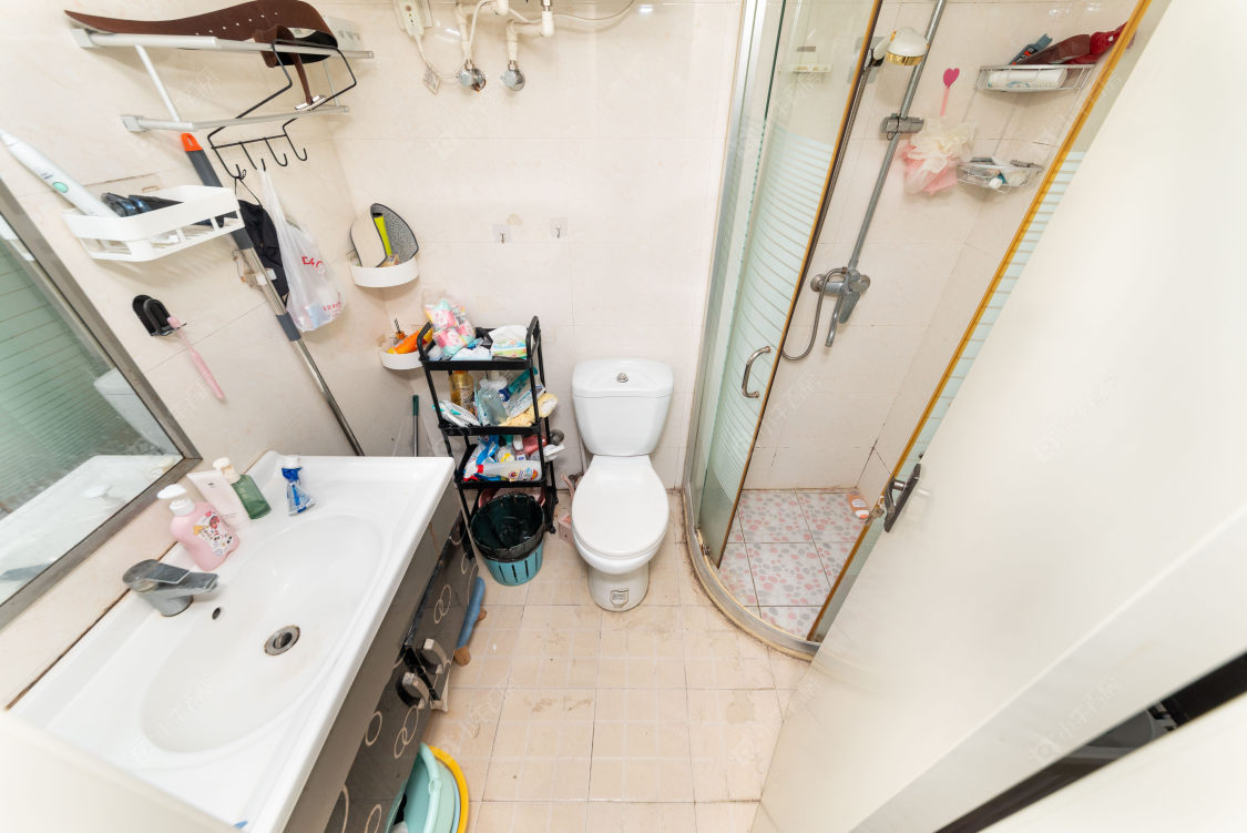 常州亚泰财富中心在售二手房源室内图_小牛看房