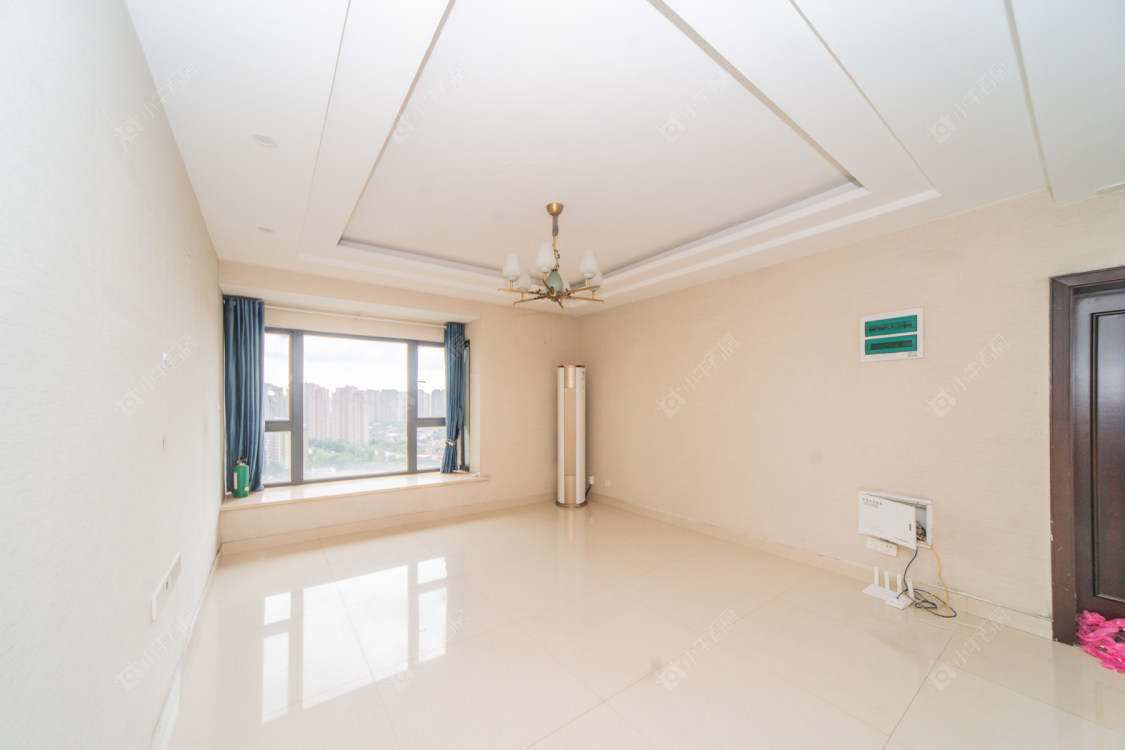 常州世茂香槟湖一期在售二手房源室内图_小牛看房