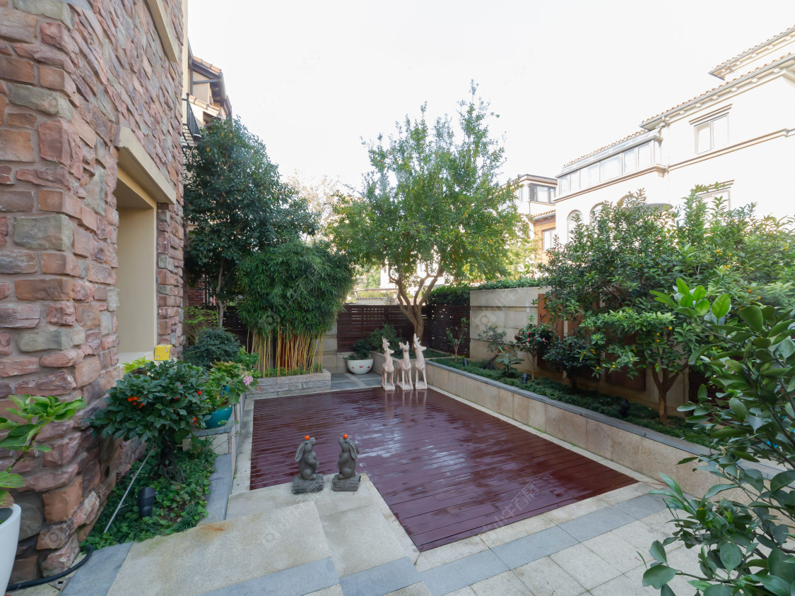 龙湖原山别墅区房源室内图 常州龙湖原山别墅区在售二手房源室内图_小牛看房