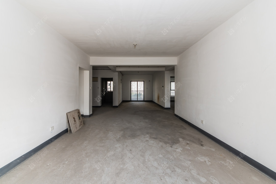 常州世茂香槟湖二期在售二手房源室内图_小牛看房