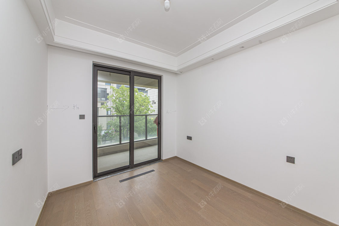 常州春秋金茂府在售二手房源室内图_小牛看房