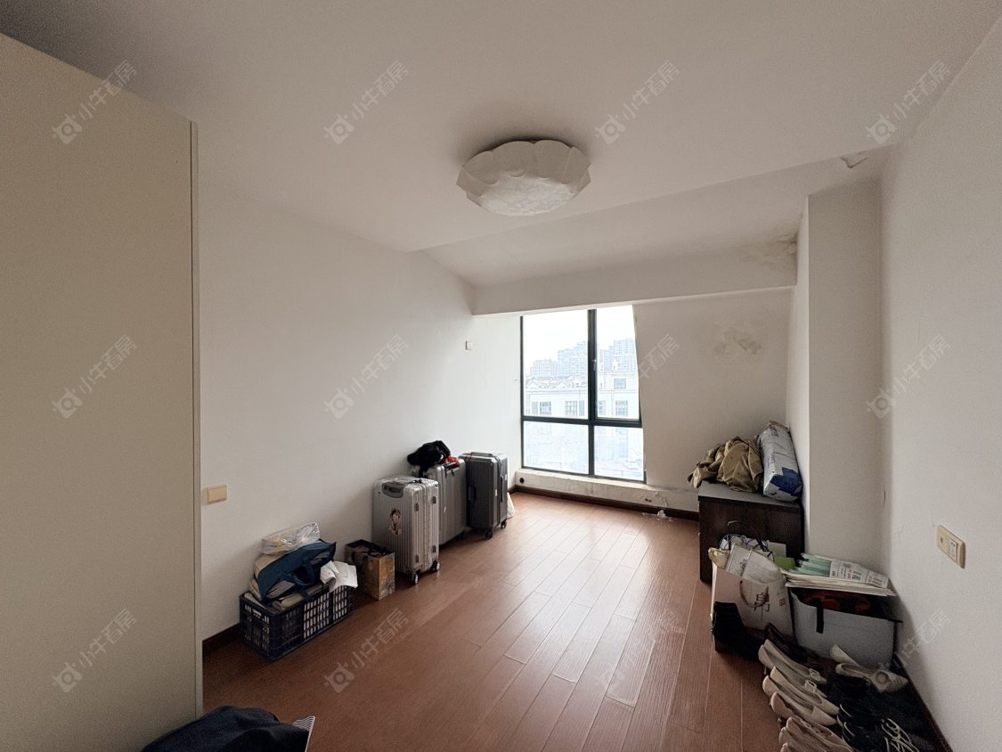 丹阳天波城在售二手房源室内图_小牛看房