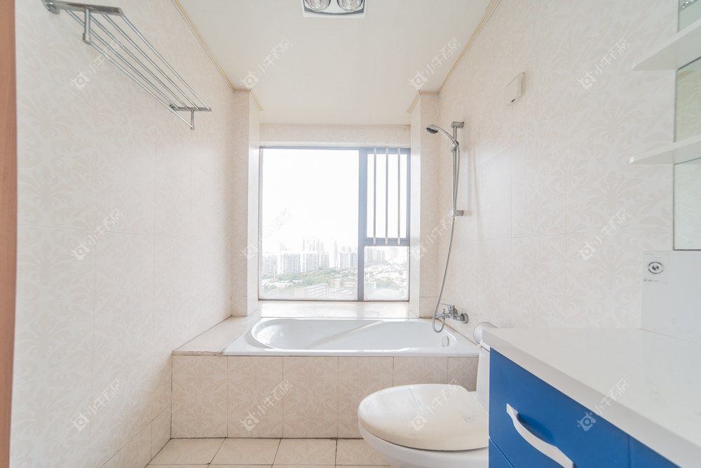 常州世茂香槟湖一期在租房源室内图_小牛看房