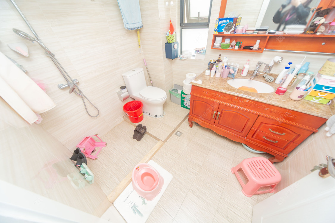 常州世茂香槟湖二期在售二手房源室内图_小牛看房