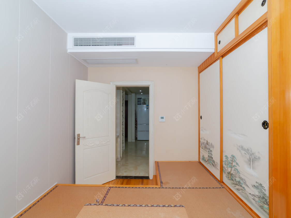 常州世茂香槟湖二期在售二手房源室内图_小牛看房