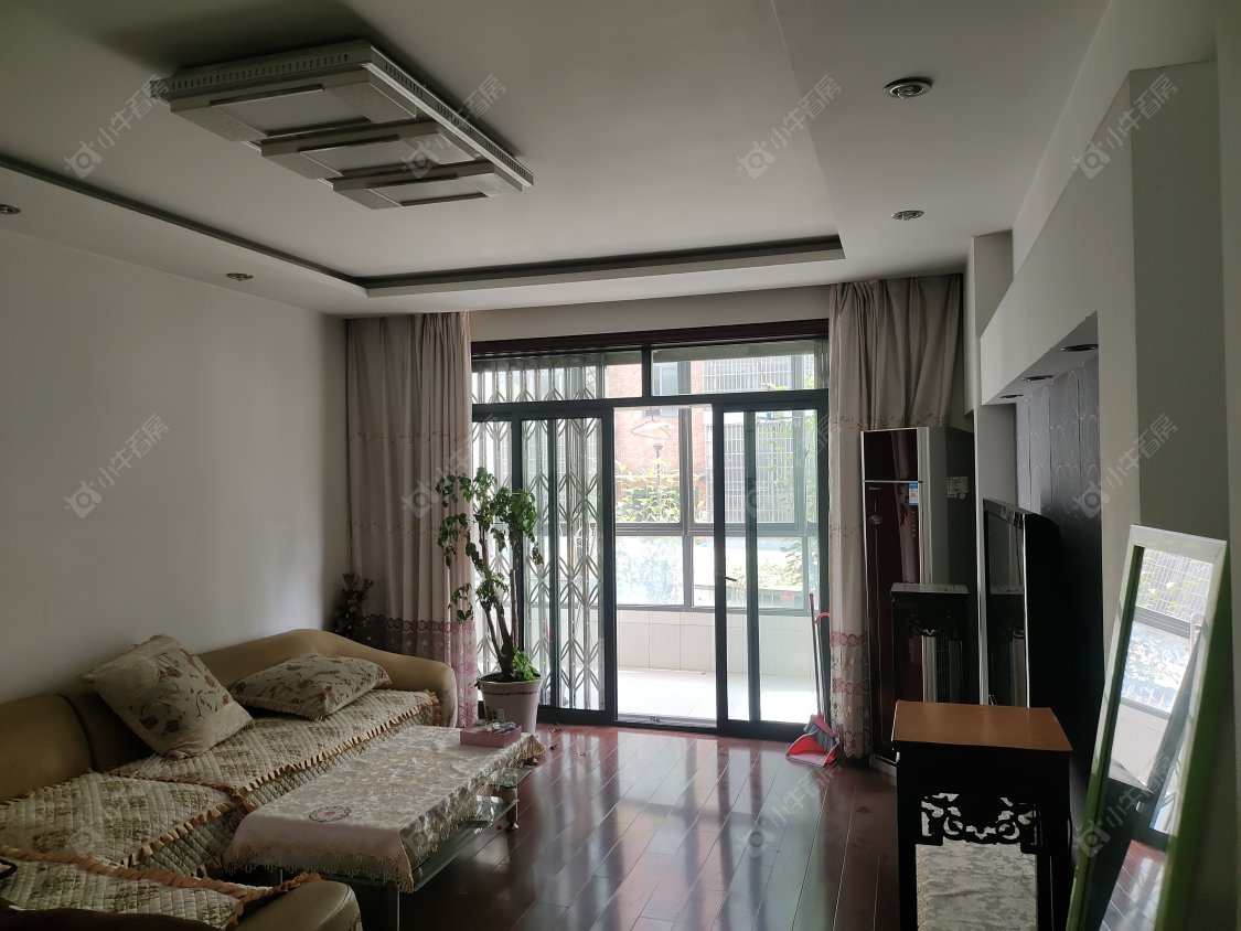 常州鸿盛名苑3室2厅2卫出租房源图片