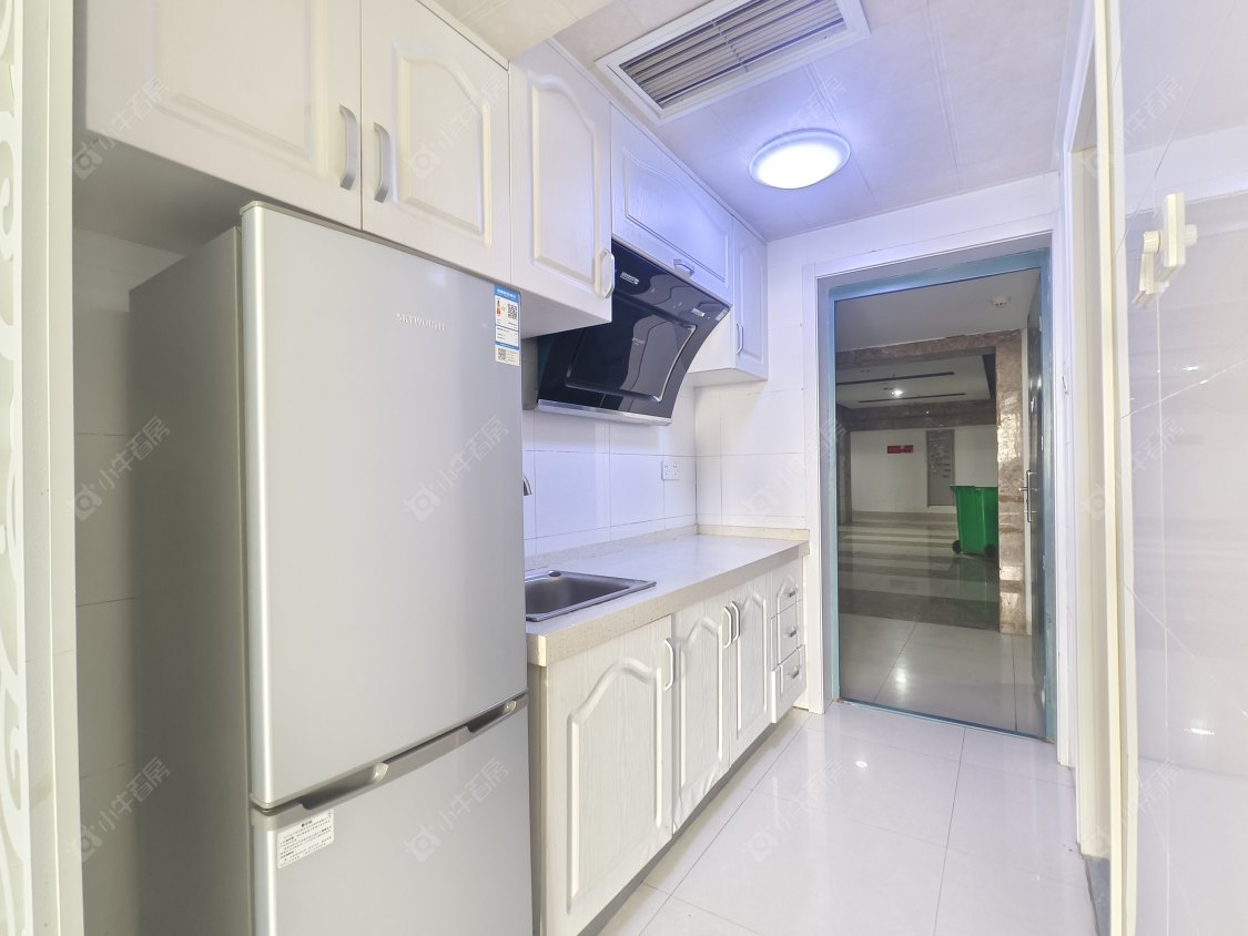 亚泰财富中心房源室内图 常州亚泰财富中心在租房源室内图_小牛看房