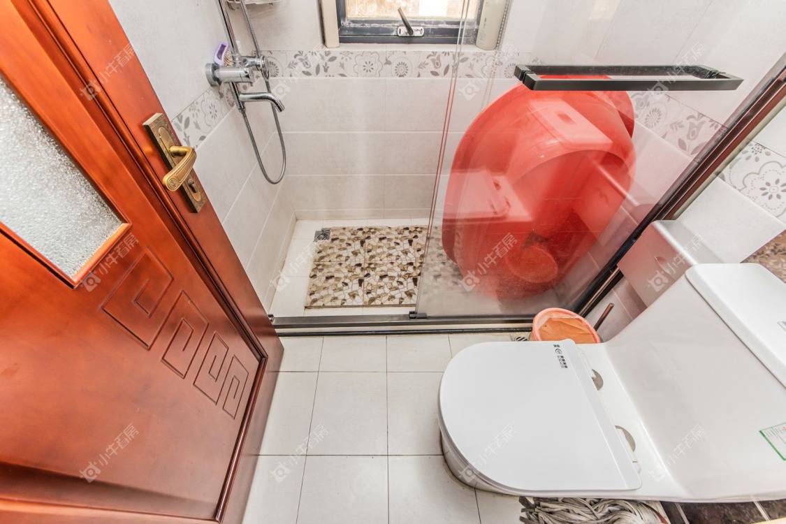 常州世茂香槟湖二期在租房源室内图_小牛看房