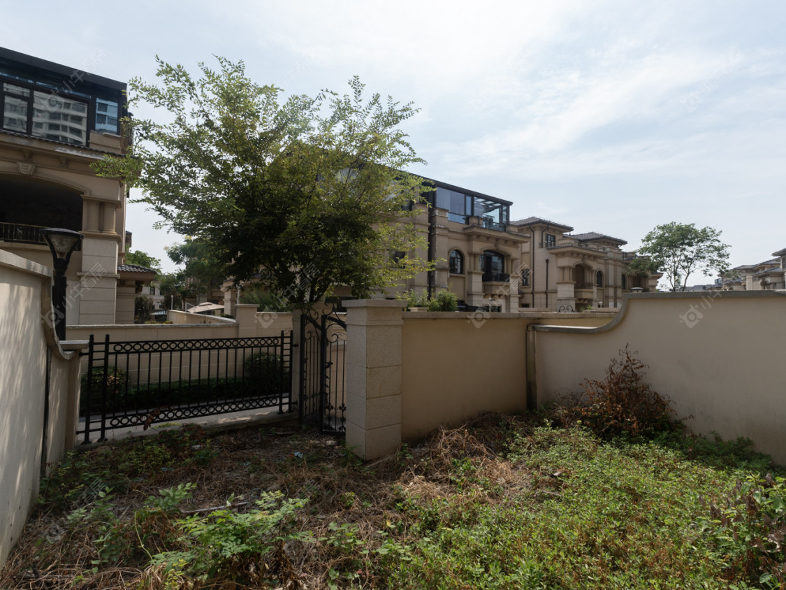 常州翡丽蓝湾别墅区在售二手房源小区图_小牛看房