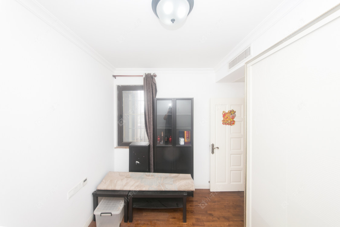 常州世茂香槟湖三期在售二手房源室内图_小牛看房