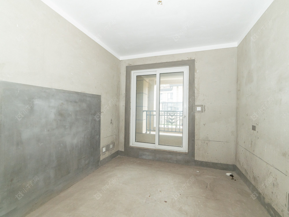 常州中海锦珑湾别墅区在售二手房源室内图_小牛看房