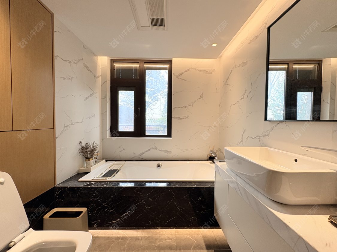 丹阳珑蟠里在售二手房源室内图_小牛看房