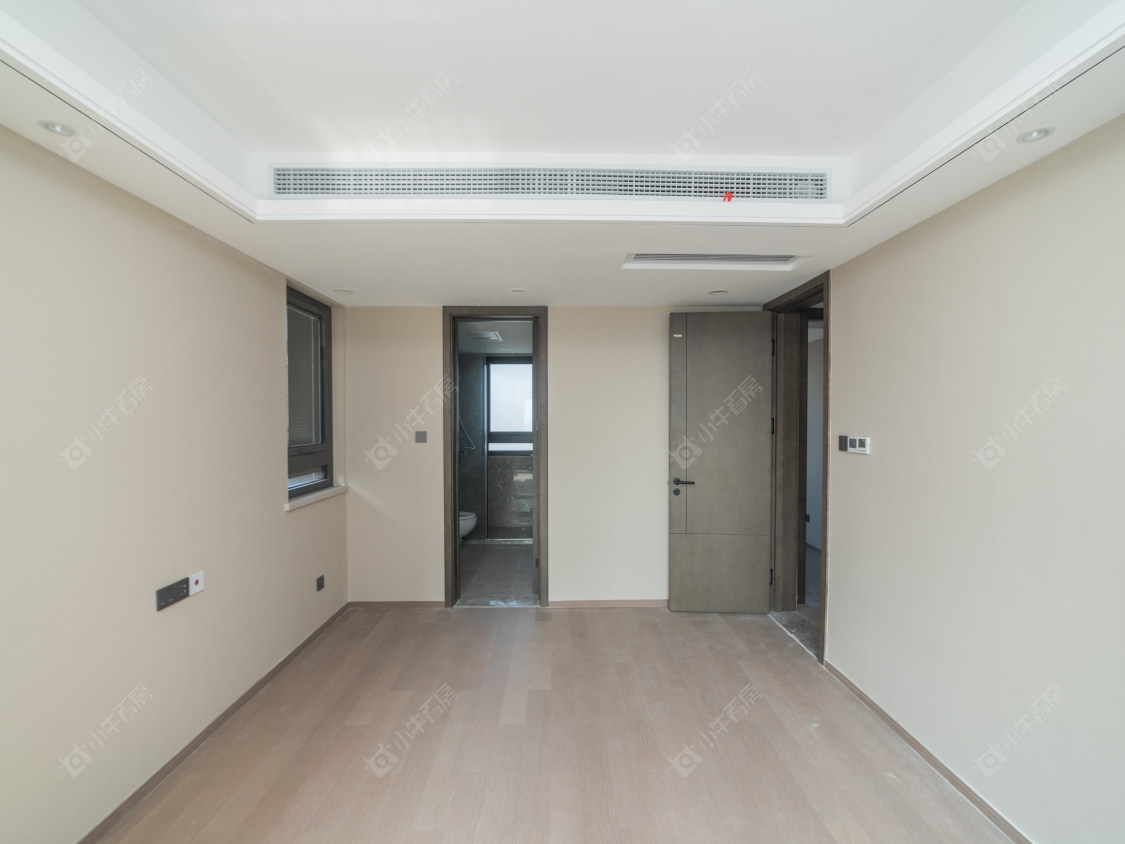 常州美的世茂云筑在售二手房源室内图_小牛看房