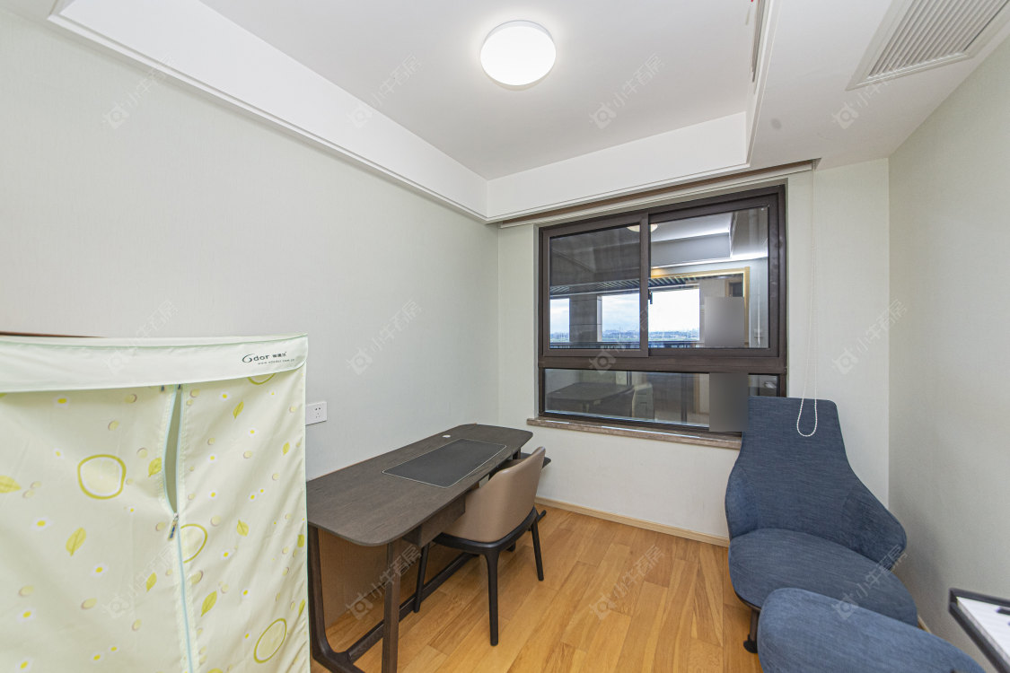 常州绿地香奈在售二手房源室内图_小牛看房