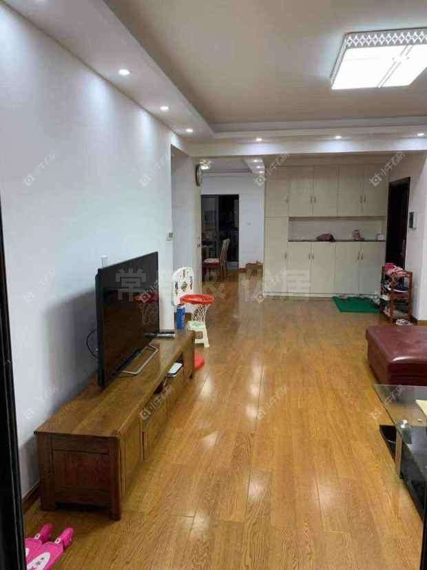 常州世茂香槟湖二期在租房源室内图_小牛看房